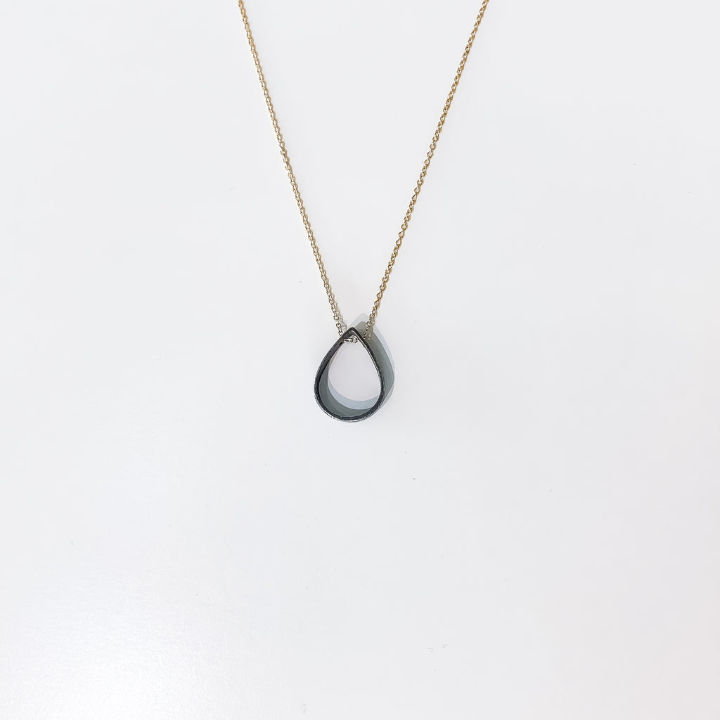 Minima - Drop Medium - necklace