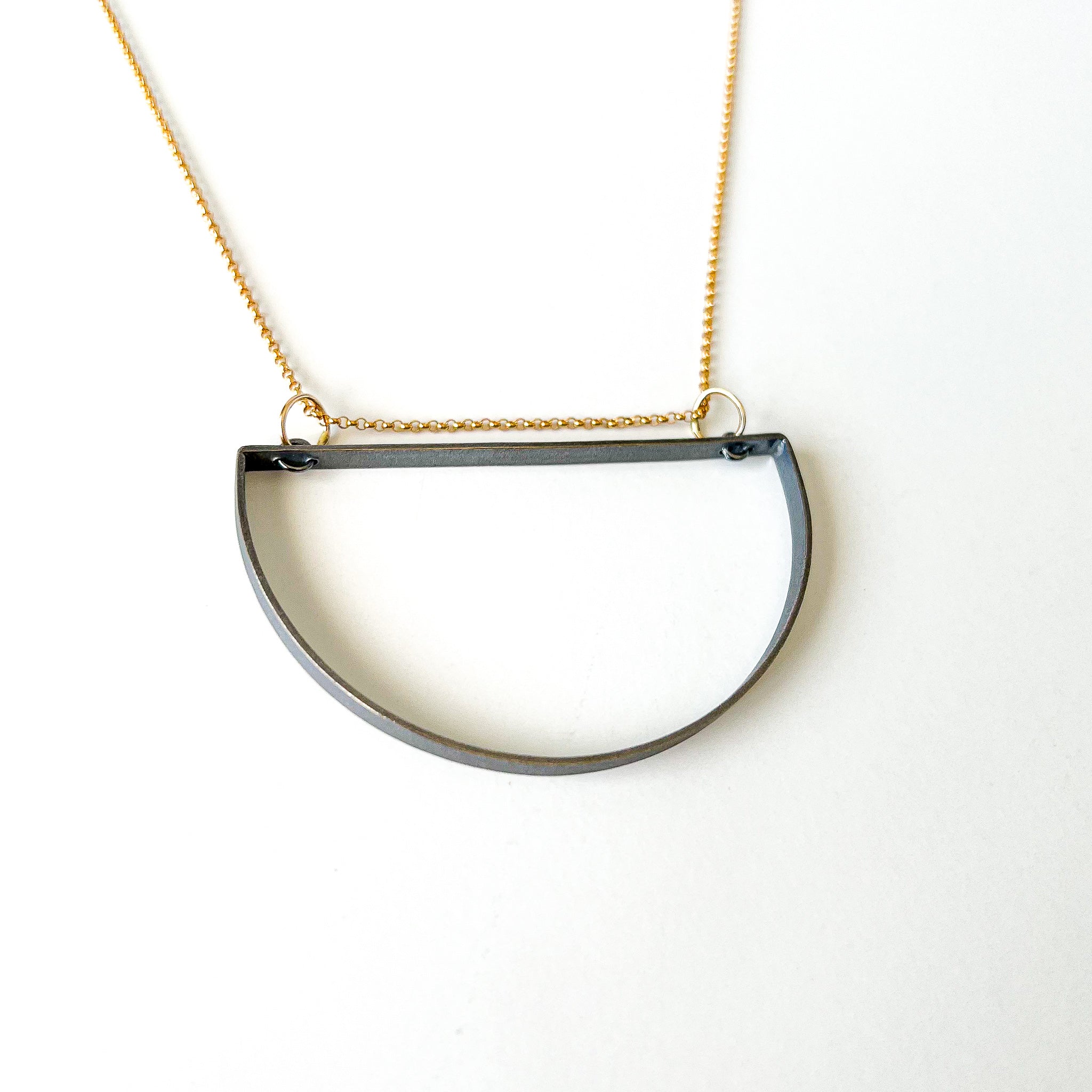 Minima - Half Moon Long - necklace